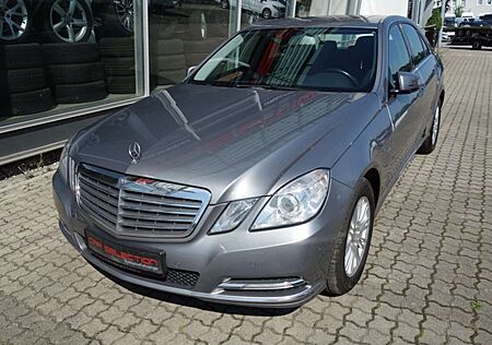 Mercedes-Benz E 200 CGI Limousine AUTOM/KLIMA/SD/PDC/NAVI/TEMP