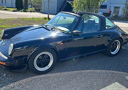 Porsche 911 Carrera Targa