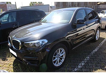 BMW X3 xDrive 20d MHD Advantage AHK El.Heckkl. RKam LED