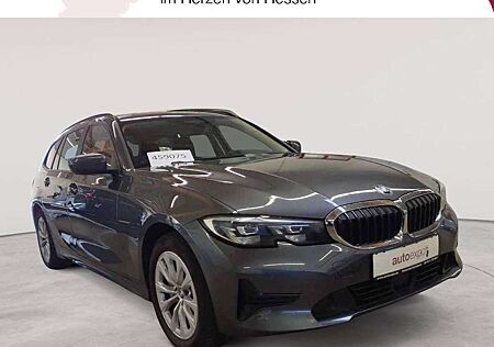 BMW 330e 330 Touring xDrive Aut. Advantage NAVI LED