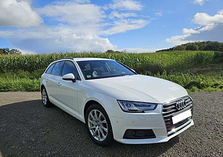 Audi A4 Avant 40 TDI HEADUP*Quattro*Kamera*Panorama