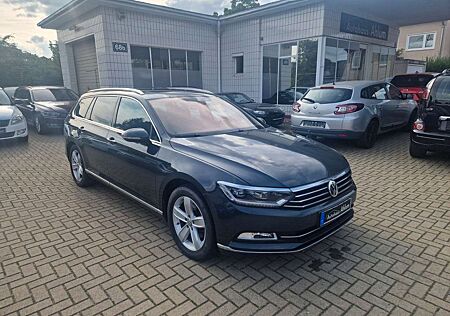 VW Passat Variant Volkswagen Highline BMT R-Line Pano Kamera