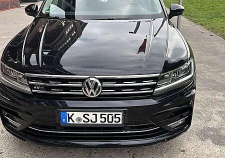 VW Tiguan Volkswagen 1.4 Tsi 125PS R-line schwarz