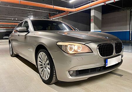 BMW 750Li 750