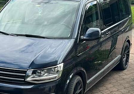 VW T6 Multivan Volkswagen Multivan DSG KurzHighline Motor ca 35000km
