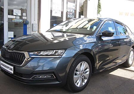 Skoda Octavia Combi 1.5 TSI eTEC DSG/AHK/Navi/LED/ALU/DAB/Spuras