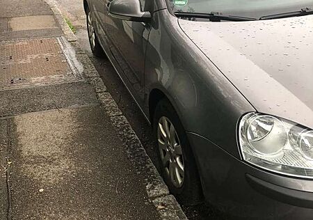 VW Golf Volkswagen 2.0 FSI Automatik Comfortline