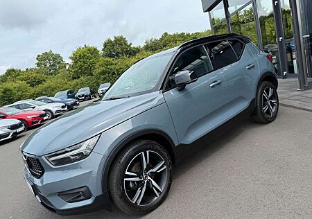 Volvo XC 40 XC40 R Design 19" Pano Lane Keyless Navi Kamera