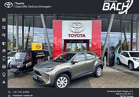 Toyota Yaris Cross Hybrid Business Edition, NAVI, AHK