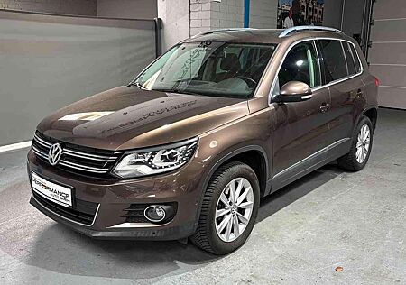 VW Tiguan Volkswagen Bi-Xenon LED PDC Panoramadach