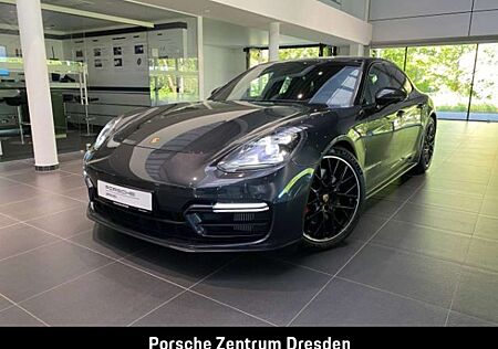 Porsche Panamera GTS