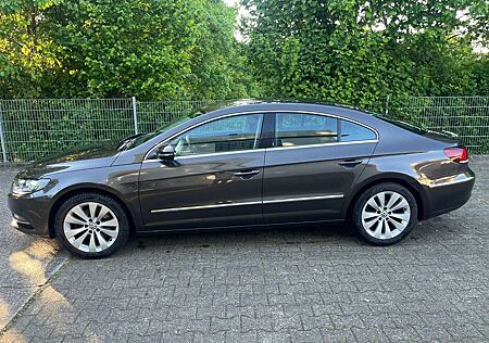 VW CC Volkswagen Volkswagen Passat 2.0 TDI BMT