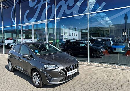 Ford Fiesta TITANIUM *FGS 5 Jahre