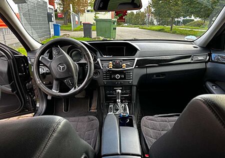 Mercedes-Benz E 220 CDI BlueEfficiency (212.202)