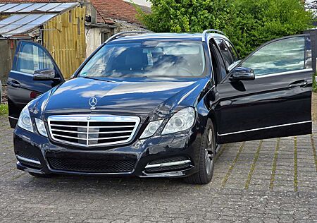 Mercedes-Benz E 300 T CDI DPF BlueEFFICIENCY 7G-TRONIC Avantgarde