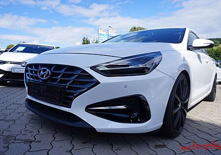 Hyundai i30 1.0 T-GDI Fastback Automatik