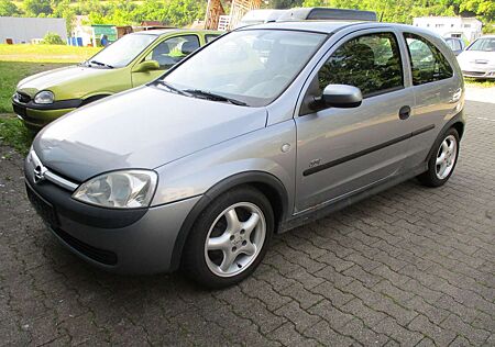 Opel Corsa 1.2 16V Sport