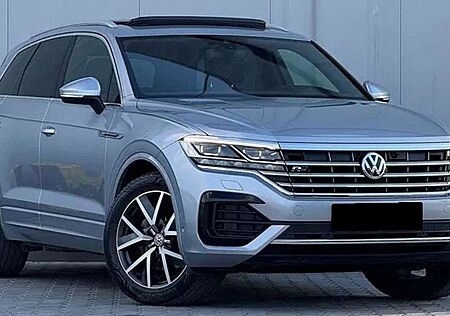 VW Touareg Volkswagen 3.0 V6 TDI R-Line 4Motion