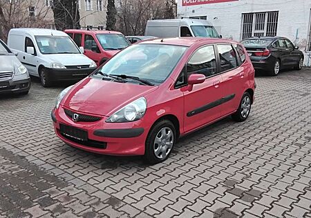 Honda Jazz 1.4 LS. Erste Hand