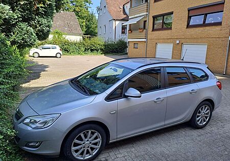 Opel Astra j