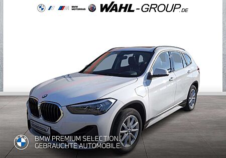 BMW X1 xDrive25e Sport Line Panorama AHK HeadUp Navi+ LED