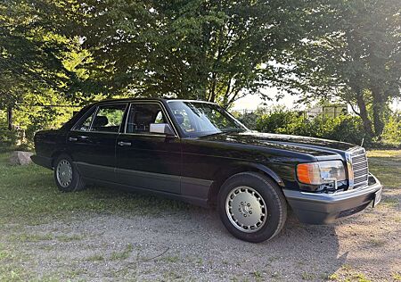 Mercedes-Benz S 560 SEL W126 Oldtimer H-Kennzeichen schwarz 040