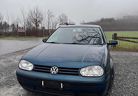 VW Golf Volkswagen 1.9 TDI Comfortline