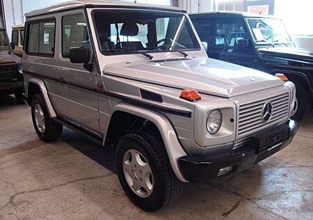 Mercedes-Benz G 300 G300TD turbodiesel! nur 123.000 km! kurz!!