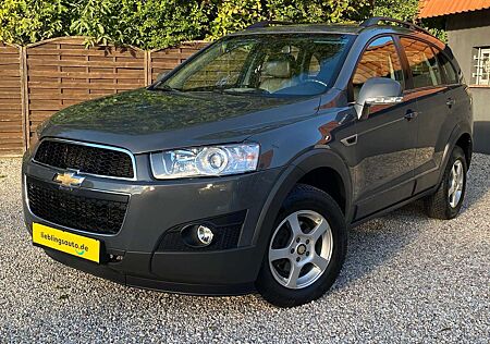 Chevrolet Captiva 2.4 LT 7-Sitze Tempomat T-Leder