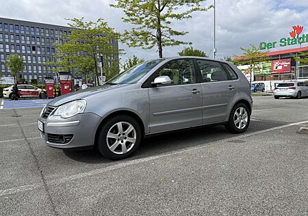 VW Polo Volkswagen United