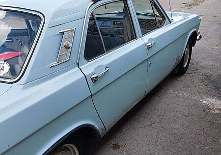 GAZ 24