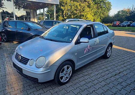 VW Polo Volkswagen IV Stufenheck 1.4 Comfortline