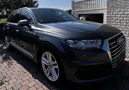 Audi Q7 3.0 TDI quattro tiptronic