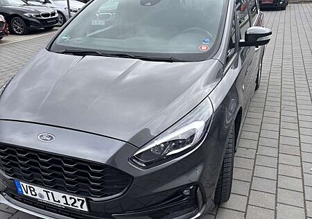 Ford S-Max Hybrid ST-Line