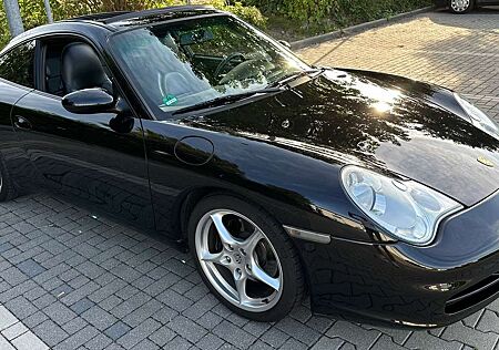 Porsche 996 911 Targa schwarz Handschaltung Bose