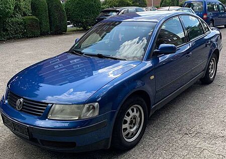 VW Passat Volkswagen 1.6