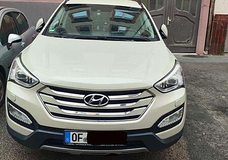 Hyundai Santa Fe 2.2 CRDI 4WD Automatik Style