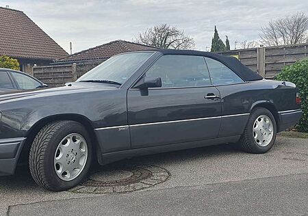 Mercedes-Benz E 320 E320 Cabrio Sportline