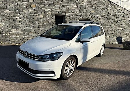 VW Touran Volkswagen 1.2 TSI BMT Businessline