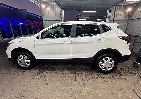 Nissan Qashqai 1.3 DIG-T ACENTA