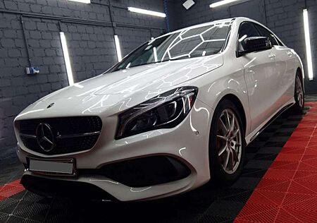 Mercedes-Benz CLA 200 CLA 7G-DCT AMG Line