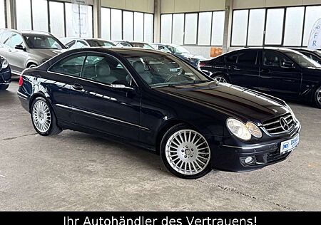 Mercedes-Benz CLK 320 CDI Coupe AVANTGARDE*Navi*AHK*Memo*Xenon