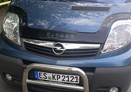 Opel Vivaro 2.5 CDTI