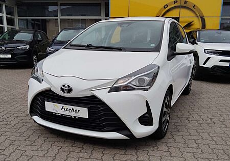 Toyota Yaris Comfort Navigation / Kamera / Allwetterreifen