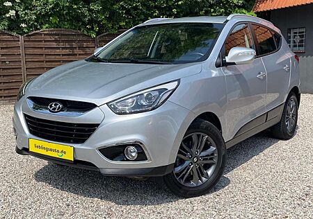 Hyundai ix35 2.0 CRDi FIFA World Cup Edition AWD AHK