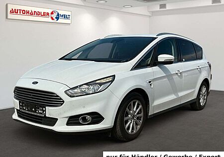 Ford S-Max Titanium