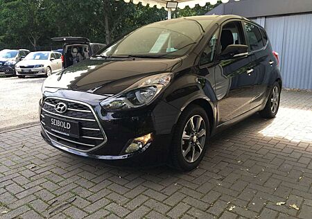 Hyundai ix20 blue 1.4 Passion/18Tkm/Pano/Navi/Sitzh/PDC