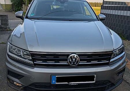 VW Tiguan Volkswagen Sound BMT/Start-Stopp 4Motion