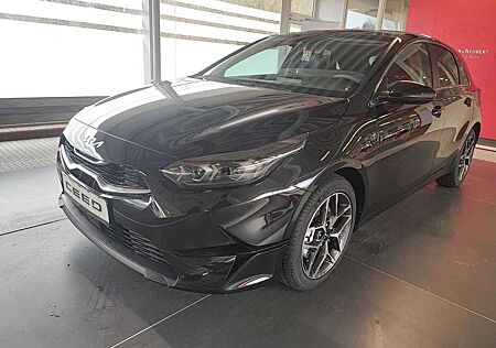 Kia Cee'd Ceed / 1.5 T-GDI DCT7 Platinum GD