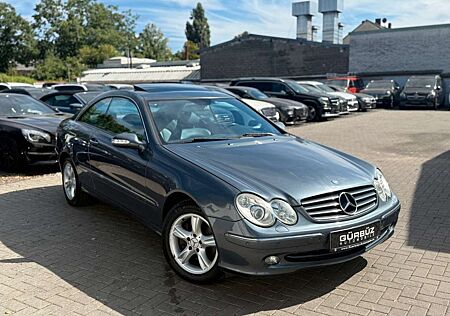 Mercedes-Benz CLK 320 Avantgarde*Leder*Glasdach*PTS